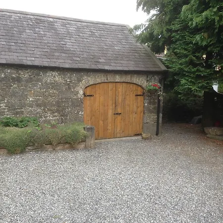 Bed & Breakfast Marlinstown Court